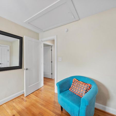 Charming Dt 3-Bed Bungalow With Fenced-In Yard Raleigh Extérieur photo