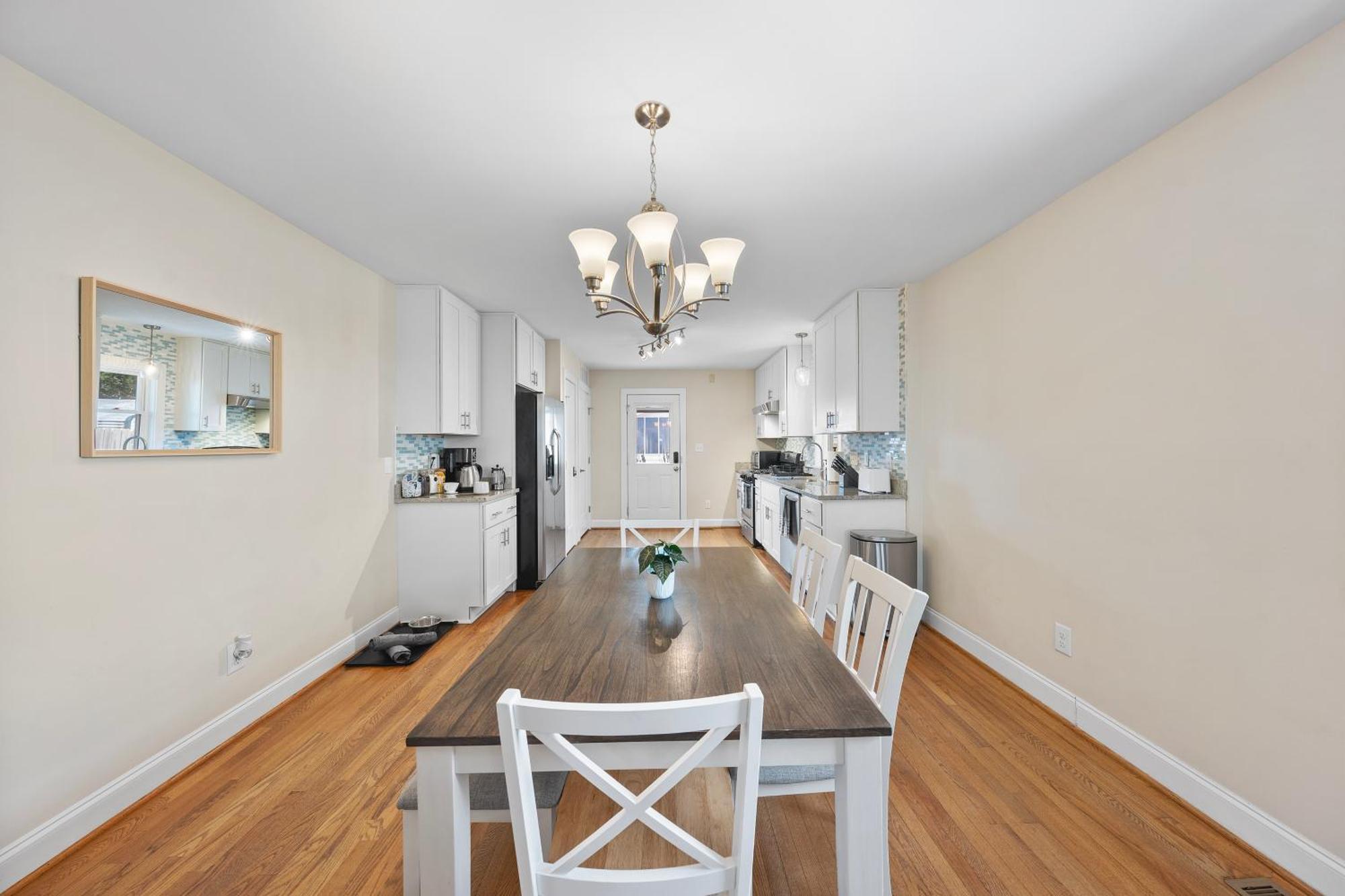 Charming Dt 3-Bed Bungalow With Fenced-In Yard Raleigh Extérieur photo