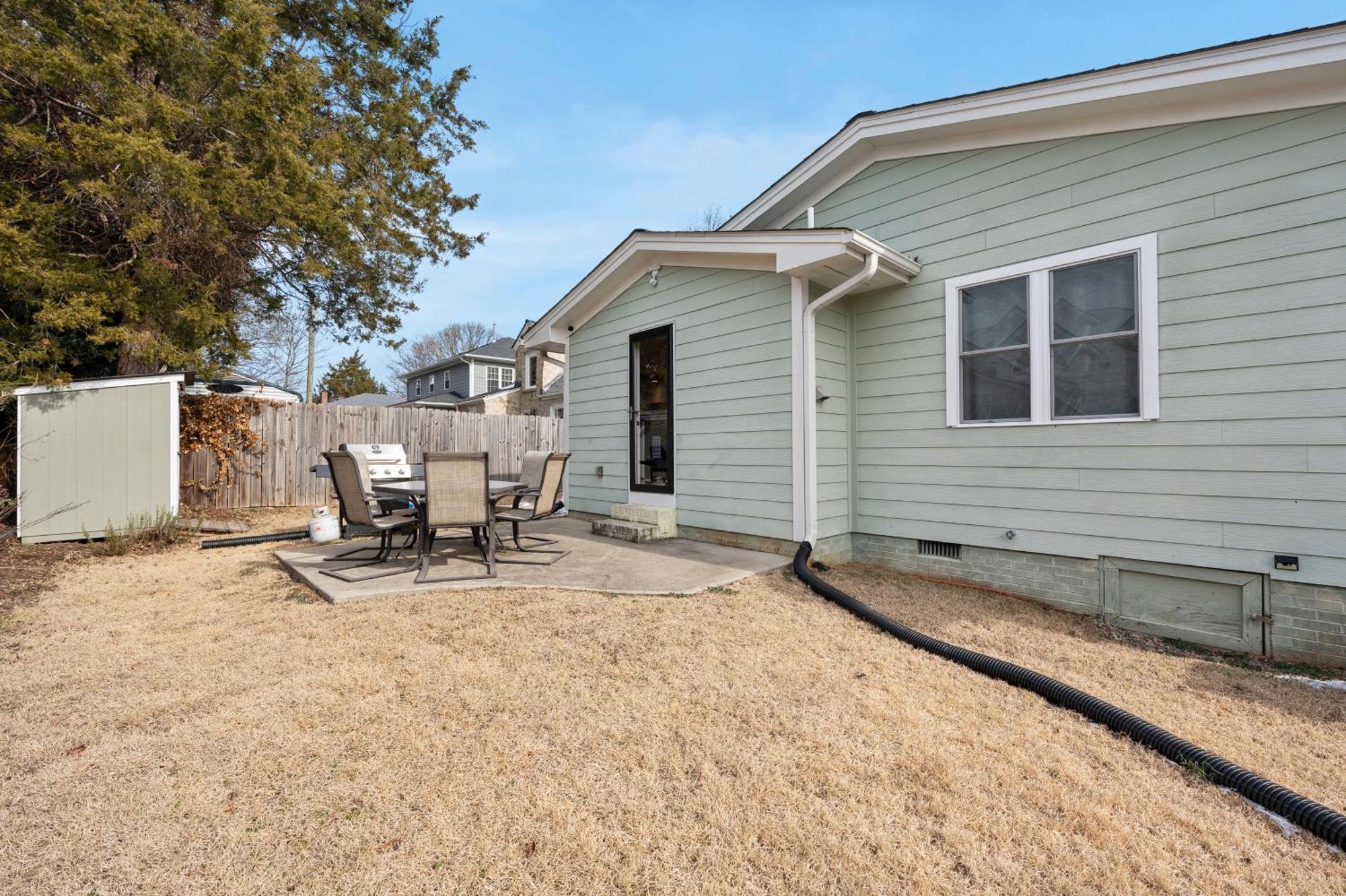 Charming Dt 3-Bed Bungalow With Fenced-In Yard Raleigh Extérieur photo